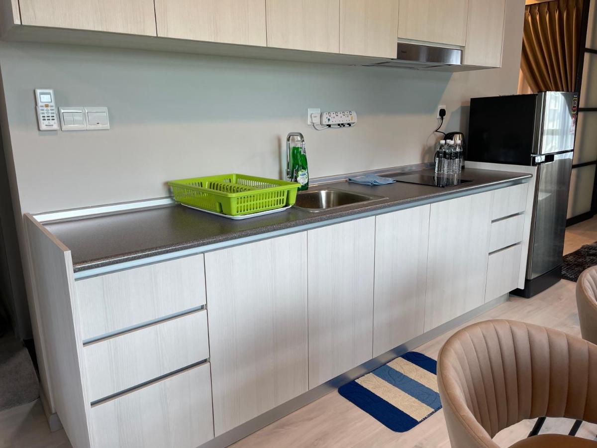 Seaview Luxury Condo Homestay 2Bed 2Bath Jesselton Quay By R2 Residence Кота-Кинабалу Экстерьер фото