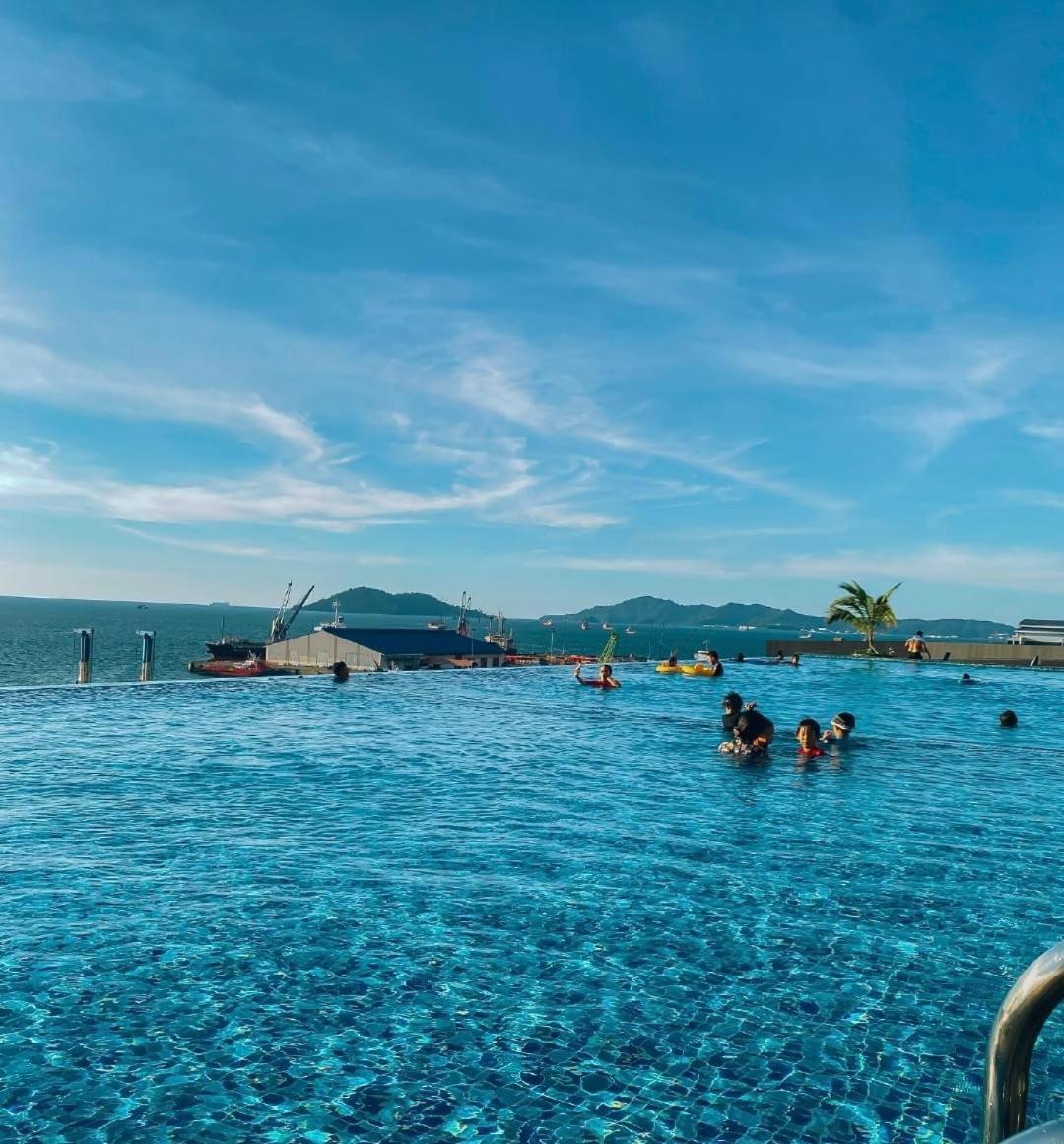 Seaview Luxury Condo Homestay 2Bed 2Bath Jesselton Quay By R2 Residence Кота-Кинабалу Экстерьер фото